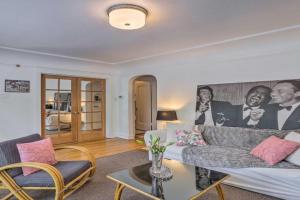 Historic Home on Riverwalk 1 Mi to Midtown Guest house, Reno