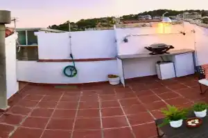 Tossa Center Attic & Terrace Apartments, Tossa de Mar