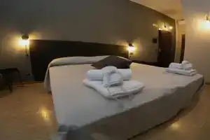 Hotel Marconi, Patti