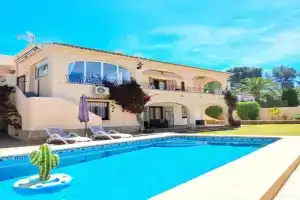 Villa Haleakala, Moraira