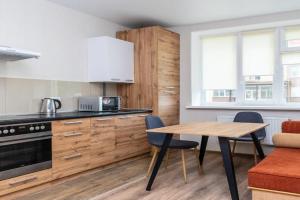 NOVAYa UYuTNAYa ODNOKOMNATNAYa V novostroe Apartments, Khmelnytskyi