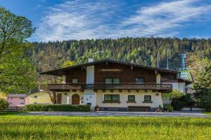 Soldanella 1 by Alpenidyll Apartments, Ramsau am Dachstein