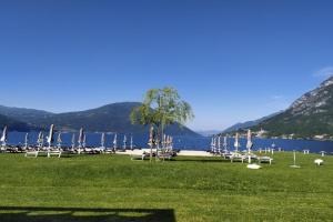 PEONIA 2 posti Wi-Fi AC free park Jacuzzi Mini-hotel, Porlezza