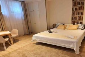 Studio flat in the center of, Budapest