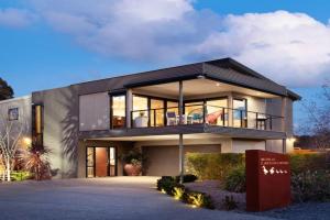 Retreat Lake - Free Wifi Guest house, Daylesford