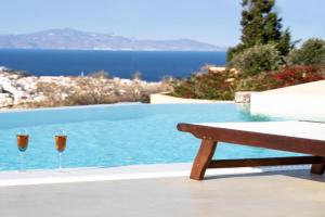 DIPOLIS luxury apartments Syros, Syros Island
