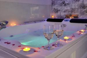 Escapada romantica cu jacuzzi in Apartments, Chisinau