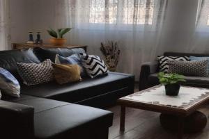 REBAK PLACE- A Bright & charming getaway Apartments, Marsaskala