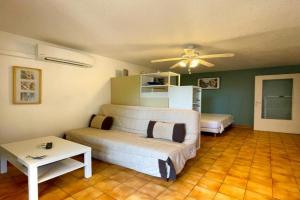 Nice Studio With Balcony Near The Beach, Frejus