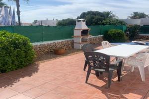 Gran casa con Bonito Jardin, Cala'n Bosch