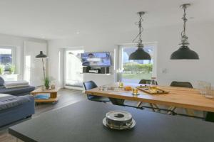 Sonnenhaus Ferienwohnung 1 Apartments, Wangerooge