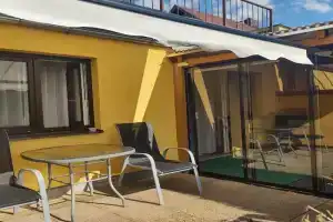 Studio Na pláži, Freidau