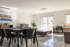 F9 Modern and Bright Apartment in Malta, Msida