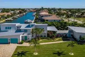 Casa Casita, Marco