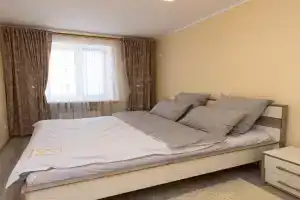 Tsentr. Ostrozkogo. Tsum. 2 kimnati Apartments, Ternopil