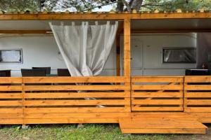 Adria Caravan (with air conditioner) Guest house, Privlaka