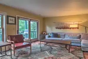 Lake Placid Gem with Patio and Views Less Than 1 Mi to Beach! Guest house, Lake Placid