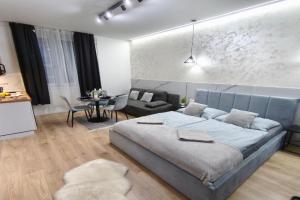 Belvárosi Lux Apartman, Vasarosnameny
