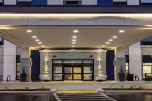 Hampton Inn & Suites, Ontario, Canada, Burlington