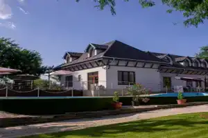 Reneszánsz Vendégház Apart-hotel, Debrecen