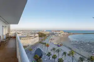 ATLANTICO Family Home by4Rentals Apartments, Cadiz