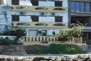 Dolphins Apartments, Elounda