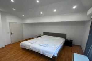 Mikasa Apartments, Nis