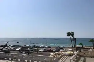 Hotel Room Service, Bat Yam