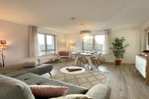 Apartment Rooftop - für 4 Gäste mit Parkplatz und 2 Balkone!, Dresden