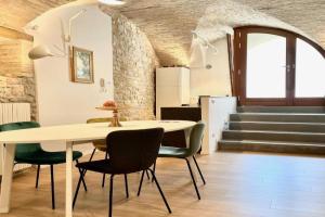 Assisi AD Apartaments - Sorella Luna Boutique Home, Assisi