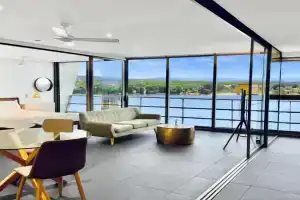 Nishi Holiday Apartments, Canberra