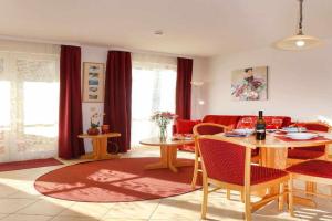 Wohnpark Stadt Hamburg Ferienwohnung 8 Apartments, Binz