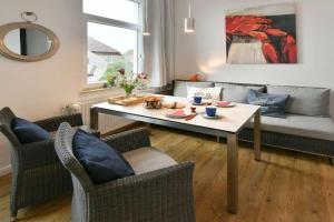 Haus Inselrose Ferienwohnung Dünenröschen Apartments, Juist