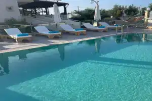 Nefeli Villa, Panormos