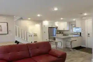 Vancouver Traveller Cottage, Vancouver