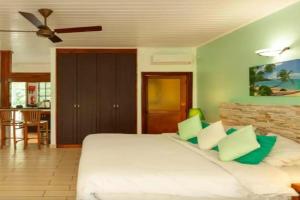 La Digue Self-Catering Apartments, La Digue