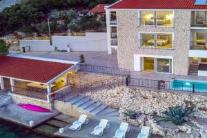 Pet Friendly Home In With Kitchen Guest house, Klek