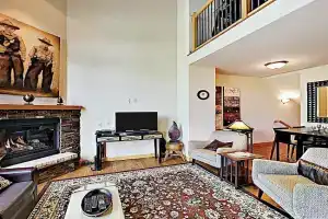 Urban Mountain Getaway & Alpenglow Chalet, Steamboat Springs