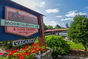 Mountainaire Inn and Log Cabins, Blowing Rock