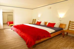 FEWO am Schwanseebad mit Garten - Ruhig, Familienfreundlich und Zentrumsnah Apartments, Weimar