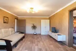 Dvushka lyuks avtovokzal Apartments, Mykolaiv