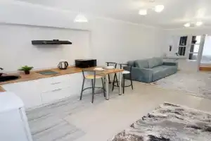 Cozy studio in the best area! 4, Almaty