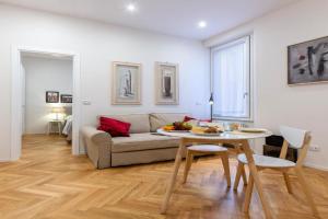 Bologna Piazza del Nettuno Apartment, Bologna