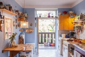 Gemütliche Wohnung mit Balkon - Südplatz nur 2 Minuten entfernt Apartments, Leipzig