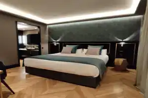 IBIZA ROOMs, Logrono