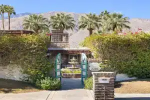 The English Cottage, Palm Springs
