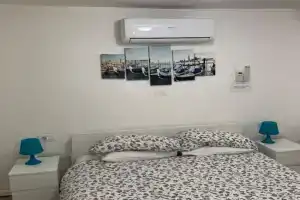 Venezia, 15 minutes from Venice, Parking,Shuttle airport, Train station Bellini Apartments, Marghera