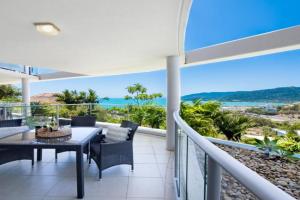 Bohemian Sunrise Apartments, Airlie Beach