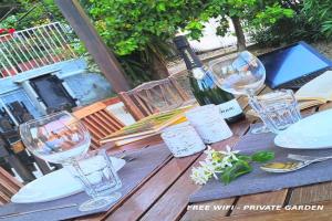 Appartamento con giardino in totale relax al mare - #EssenzediMareSanremo Apartments, Sanremo