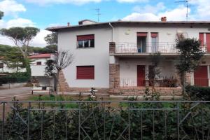 Ester a soli 150m. dal mare Apartments, Marina di Castagneto Carducci
